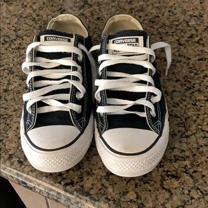 Converse low tops good condition